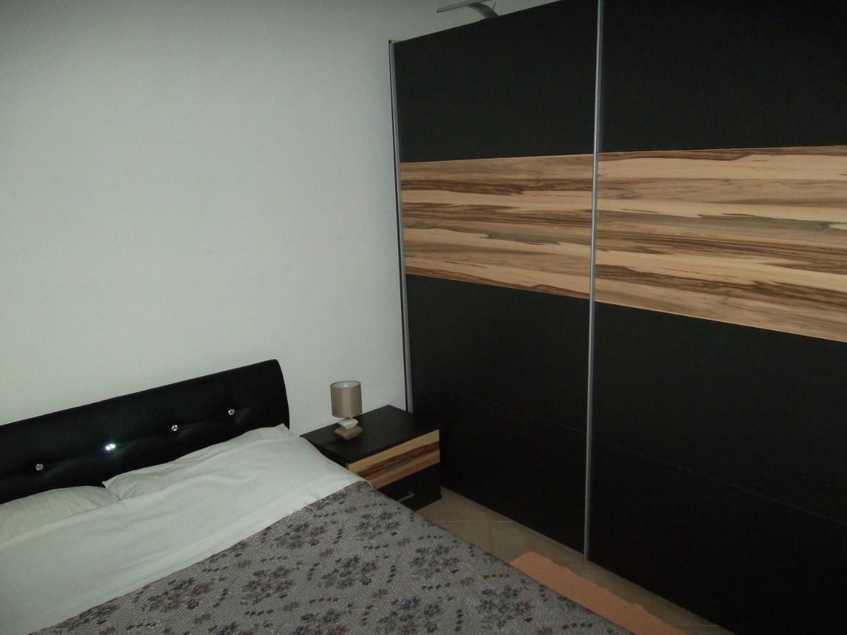 Hodak Apartment Нерезине Екстер'єр фото